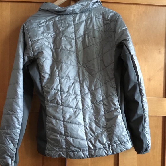 SOLD Columbia Omniheat Omnishield Gray Flex - Picture 5 of 5